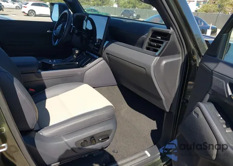 2025 Lexus Gx 550 Overtrail+ z USA, uszkodzony, nr VIN JTJTBCDX4S5037927